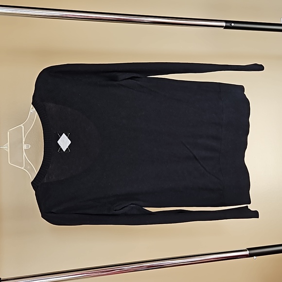 Old Navy Lightweight Sweater - Picture 3 of 5